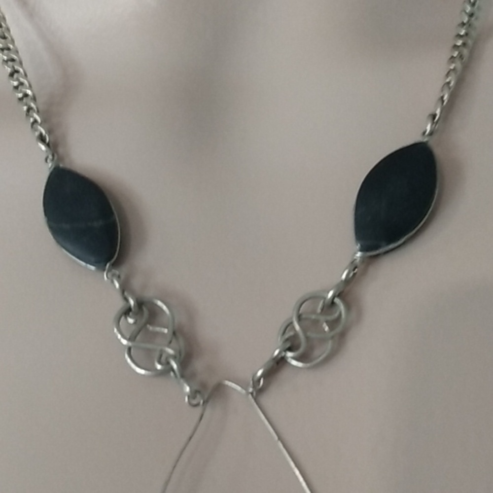 Vintage Chandelier Necklace - Picture 3 of 10